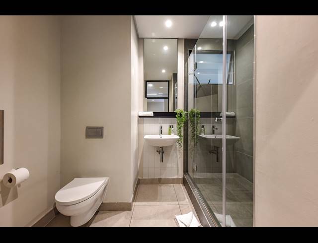 2 BEDROOM APARTMENT FOR SALE IN SANDOWN